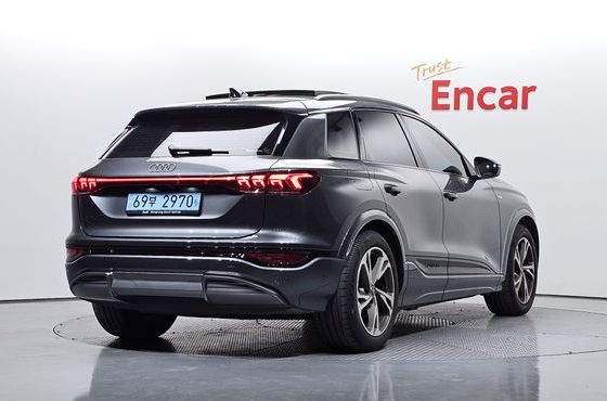 Audi Q6 e-tron Performance Premium — пробег 16 048 км — фото 2 из 5
