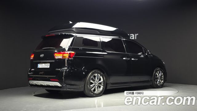 Kia Carnival из Кореи Encar