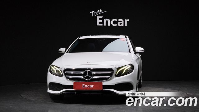 Mercedes-Benz E-Class из Кореи Encar
