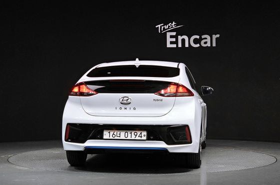 Hyundai Ioniq I Plus — пробег 90 955 км — фото 4 из 5