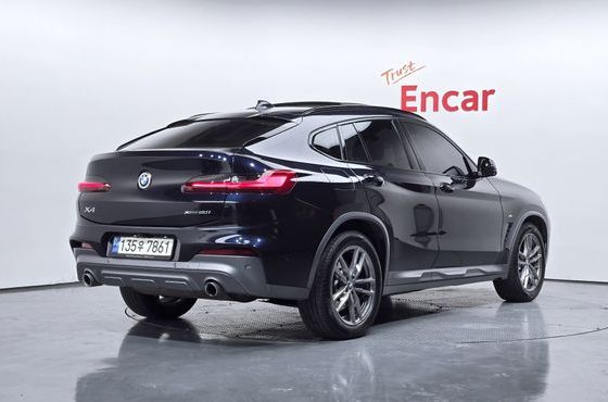 BMW X4 xDrive20i M Sports X Onlile Exclusive Edition — пробег 73 169 км — фото 2 из 5