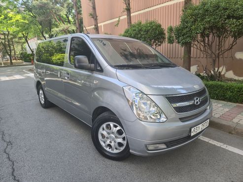Hyundai Starex 5-Seater VAN CVX Luxury — пробег 153 150 км — фото 2 из 5