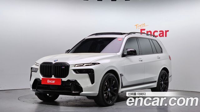 BMW X7 M60i xDrive M sport 6STR — пробег 27 813 км — фото 1 из 5