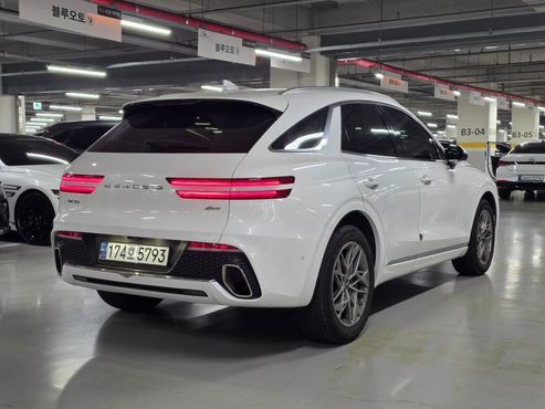 Genesis GV70 2.5T Gasoline AWD — пробег 27 000 км — фото 4 из 5