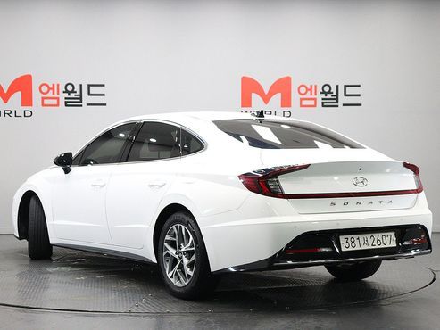 Hyundai Sonata 2.0 Modern — пробег 111 565 км — фото 4 из 5