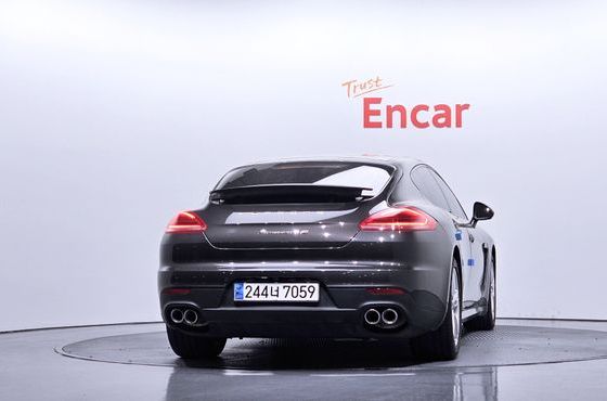 Porsche Panamera 3.6 AWD 970 — пробег 115 994 км — фото 4 из 5