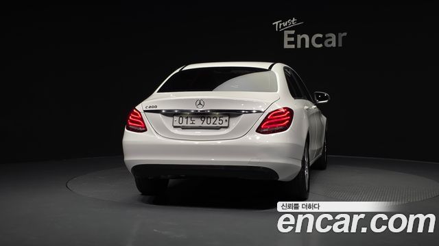 Mercedes-Benz C-Class из Кореи Encar