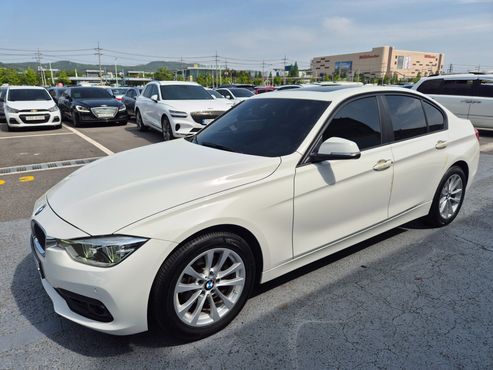 BMW 3-Series 320d — пробег 139 681 км — фото 2 из 5