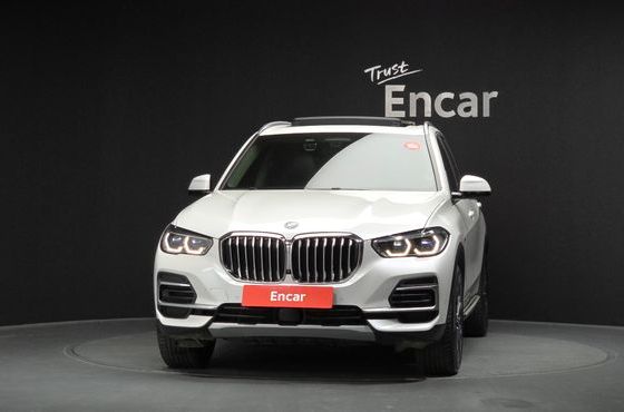 BMW X5 xDrive 45e xLine — пробег 86 742 км — фото 3 из 5