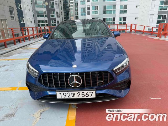 Mercedes-Benz A-Class AMG A35 4MATIC Sedan — пробег 3 365 км — фото 2 из 5