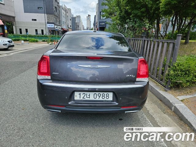 Chrysler 300C из Кореи Encar