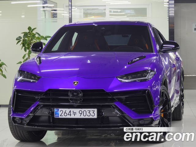 Lamborghini Urus 4.0 V8 S — пробег 6 400 км — фото 1 из 5