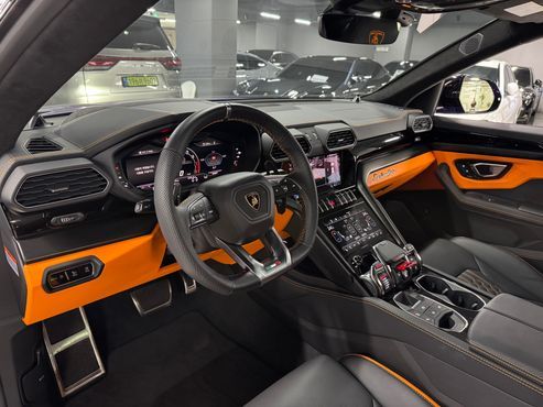 Lamborghini Urus 4.0 V8 S — пробег 6 400 км — фото 4 из 5