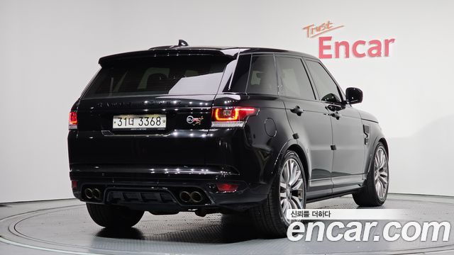 Land Rover Range Rover Sport 5.0 SVR — пробег 92 252 км — фото 2 из 5