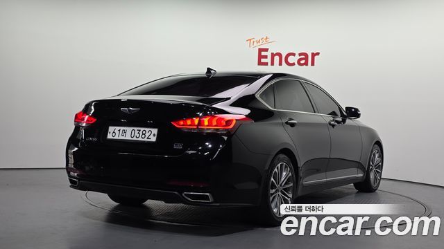 Hyundai Genesis из Кореи Encar