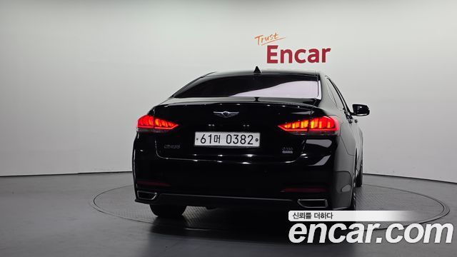 Hyundai Genesis из Кореи Encar