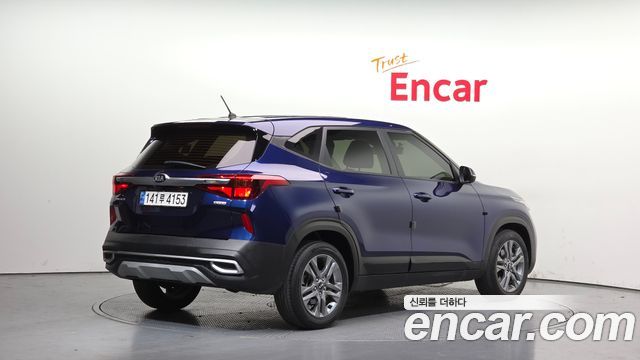Kia Seltos из Кореи Encar