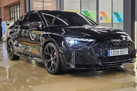 Audi RS3 2.5 TFSI Quattro Carbon Edition — пробег 282 км — фото 2 из 5