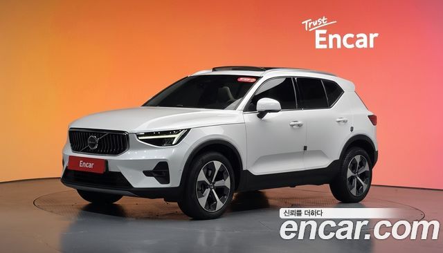 Volvo XC40 B4 Ultimate Bright — пробег 21 171 км — фото 1 из 5