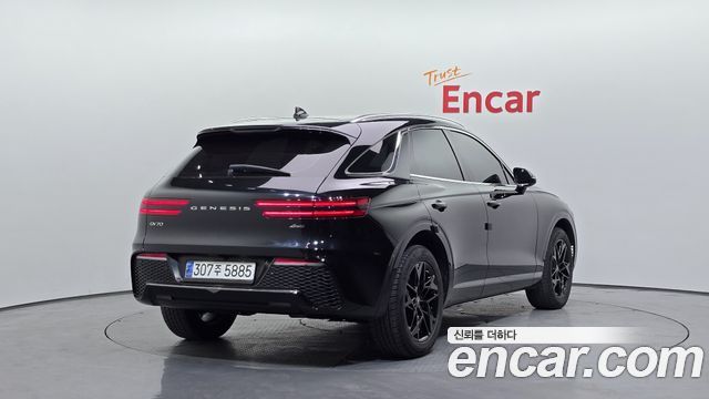 Genesis GV70 из Кореи Encar