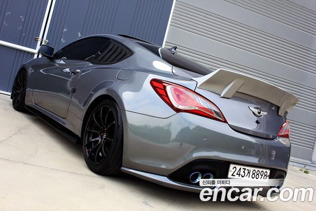 Hyundai Genesis из Кореи Encar