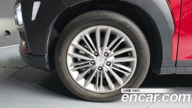 Hyundai Kona из Кореи Encar
