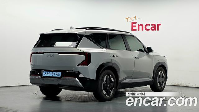 Kia EV5 из Кореи Encar