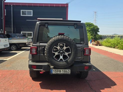 Jeep Wrangler 2.0 Rubicon Power Top 4Door — пробег 39 000 км — фото 4 из 5