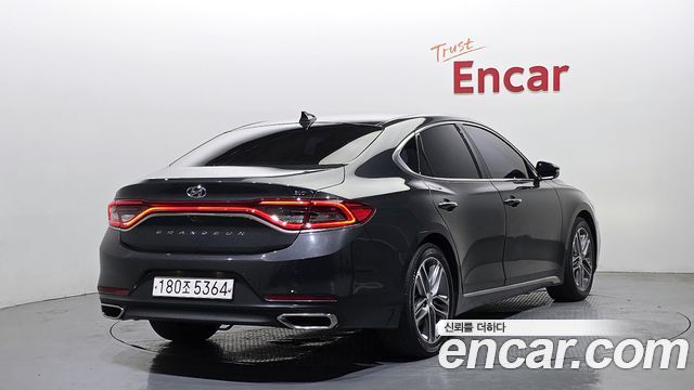 Hyundai Grandeur из Кореи Encar