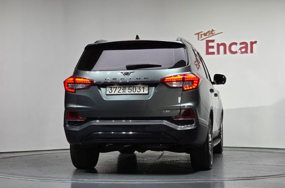 Ssangyong Rexton Diesel 2.2 4WD Majesty — пробег 175 489 км — фото 4 из 5