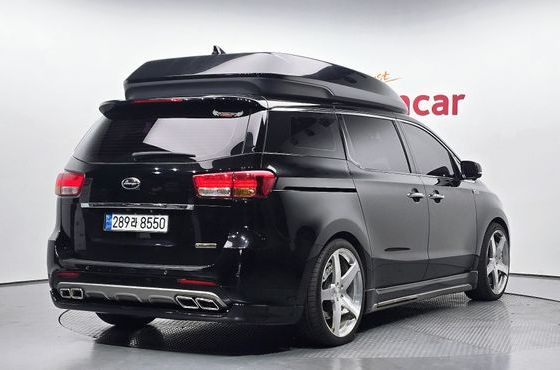 Kia Carnival 9-seater Hi-Limousine Prestige High roof — пробег 139 746 км — фото 2 из 5