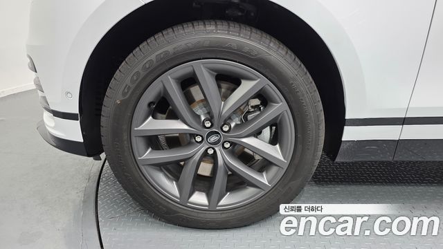 Land Rover Range Rover Velar из Кореи Encar