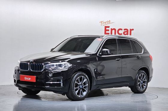 BMW X5 xDrive 40e iPerformance — пробег 46 676 км — фото 1 из 5