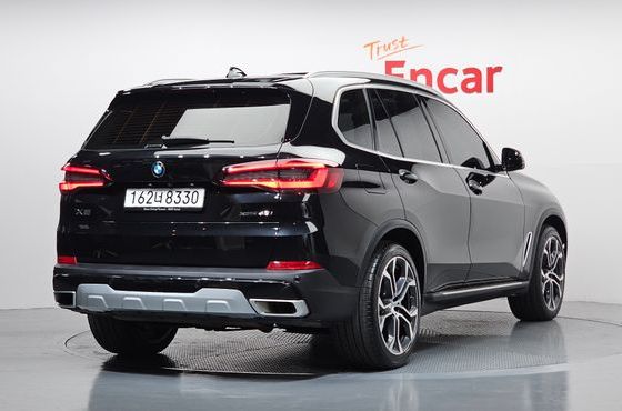 BMW X5 xDrive 40i M Sport — пробег 62 569 км — фото 2 из 5