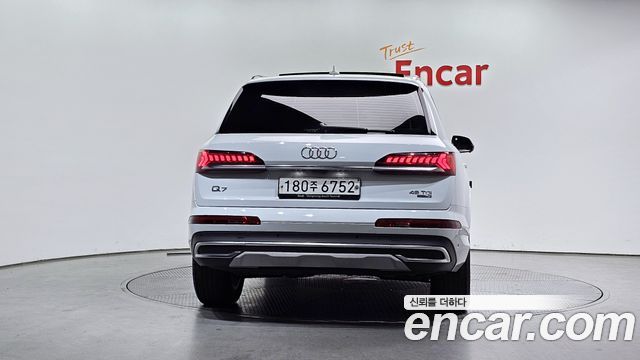 Audi Q7 45 TDI Quattro — пробег 69 947 км — фото 4 из 5