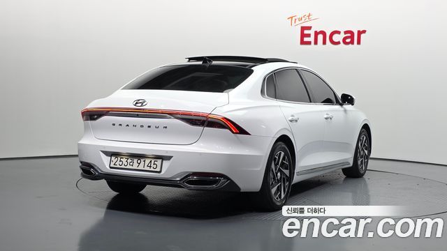 Hyundai Grandeur из Кореи Encar