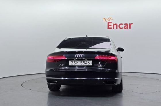 Audi A8 60 TDI Quattro D4 — пробег 164 818 км — фото 4 из 5