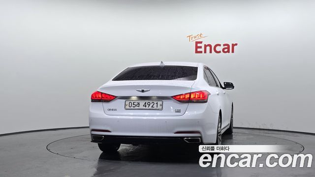 Hyundai Genesis из Кореи Encar