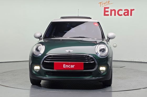 Mini Cooper 5Door Standard 3rd — пробег 170 289 км — фото 3 из 5