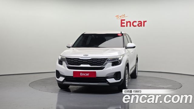Kia Seltos из Кореи Encar