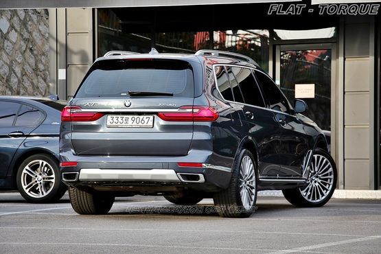 BMW X7 xDrive 40i Design Pure Excellence 6-Seater — пробег 26 444 км — фото 2 из 5