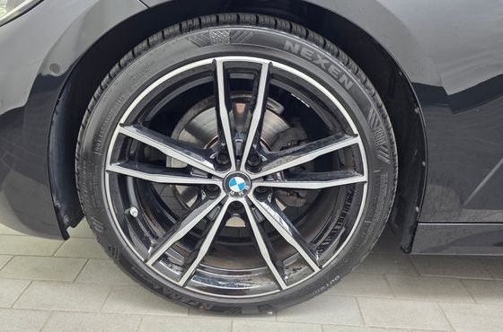 BMW 3-Series 320i M Sport — пробег 66 815 км — фото 5 из 5