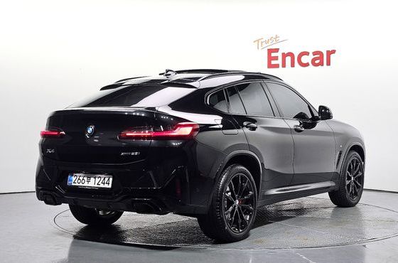BMW X4 xDrive20i M Sport Pro Special Edition — пробег 14 401 км — фото 2 из 5