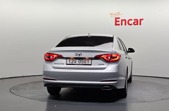 Hyundai Sonata 2.0 Style Special — пробег 124 538 км — фото 4 из 5