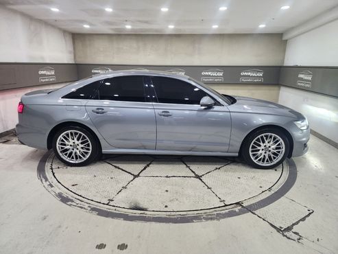 Audi A6 40 TDI Quattro Premium C7 — пробег 113 000 км — фото 2 из 5