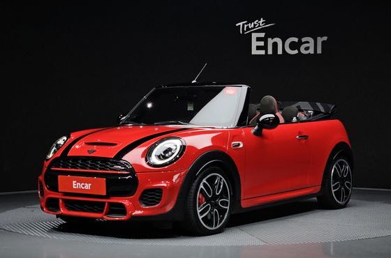 Mini Cooper Convertible JCW 3rd — пробег 53 308 км — фото 1 из 5