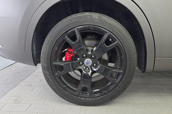 Maserati Levante 3.0 Diesel AWD — пробег 102 998 км — фото 5 из 5