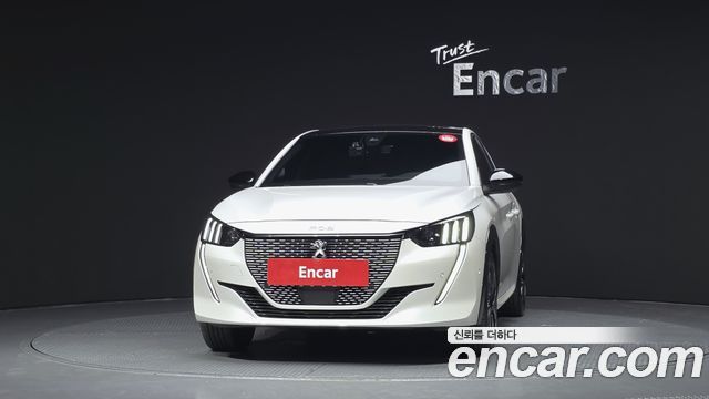 Peugeot 208 из Кореи Encar
