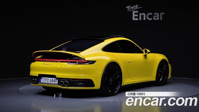 Porsche 911 Carrera S — пробег 27 575 км — фото 2 из 5
