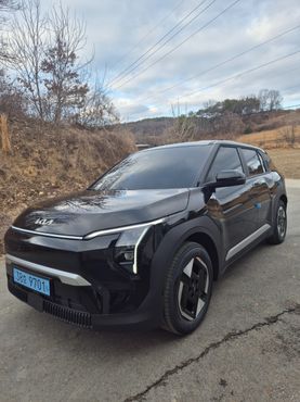 Kia EV3 Long Range 2WD AIr — пробег 1 311 км — фото 2 из 5